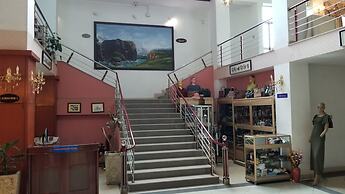 Sarem International Hotel