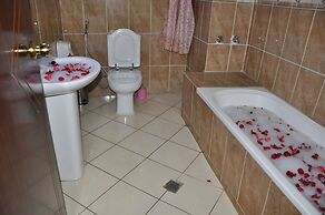 Sarem International Hotel