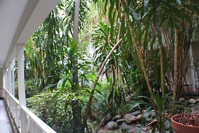 Altamont Court Hotel