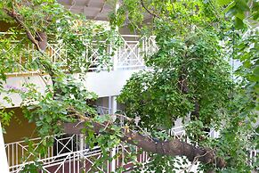 Altamont Court Hotel