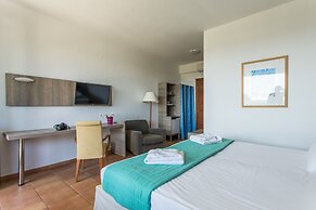 Coral Blue Beach Hotel