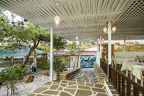 Coral Blue Beach Hotel