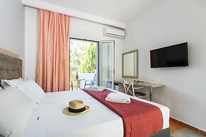 Coral Blue Beach Hotel