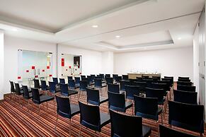 Amaris Hotel Seasons City