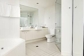 Manta Bargara Resort