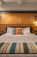 Aviator Hotel Anchorage