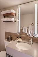 Aviator Hotel Anchorage