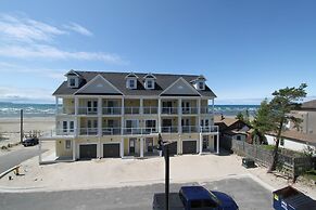 Beachfront Beach Houses