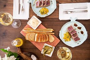 Mvuvi Boutique Resort