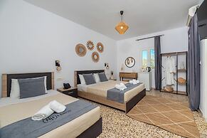 Nikos Hotel
