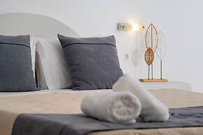 Nikos Hotel