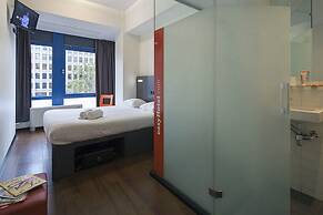 easyHotel Rotterdam City Centre