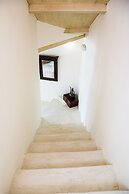 Heliophos Boutique Caves