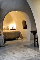 Heliophos Boutique Caves