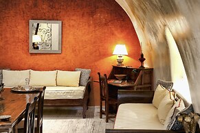 Heliophos Boutique Caves