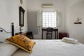 Heliophos Boutique Caves