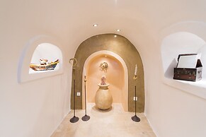 Heliophos Boutique Caves