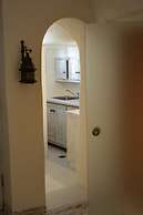 Heliophos Boutique Caves