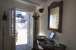 Heliophos Boutique Caves