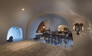 Heliophos Boutique Caves