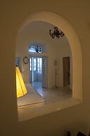 Heliophos Boutique Caves