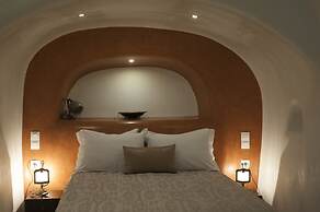 Heliophos Boutique Caves