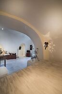 Heliophos Boutique Caves