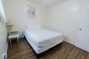 Beachside Motel