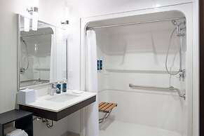 Four Points by Sheraton Edmonton International Airport