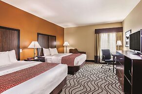 La Quinta Inn & Suites by Wyndham Cotulla