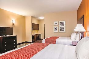 La Quinta Inn & Suites by Wyndham Cotulla