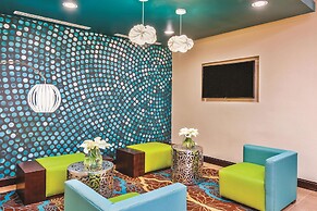 La Quinta Inn & Suites by Wyndham Cotulla