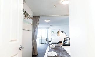 La Promenade Absolute Waterfront Apartments