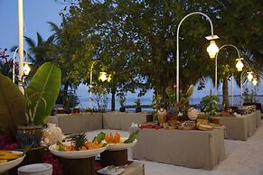 Nika Island Resort & Spa