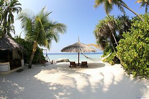 Nika Island Resort & Spa