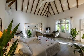 Nika Island Resort & Spa