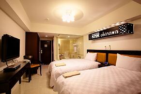 Royal Hotel