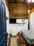 Lizard King Hotel & Suites