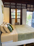 Lizard King Hotel & Suites