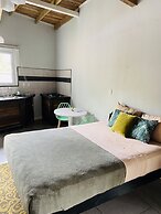 Lizard King Hotel & Suites