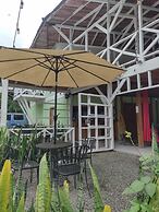 Lizard King Hotel & Suites