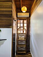 Lizard King Hotel & Suites