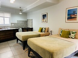 Lizard King Hotel & Suites