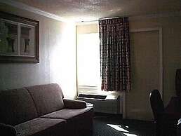 Budget Inn And Suites