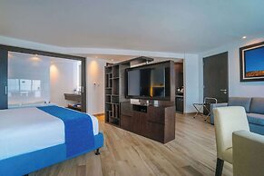 Wyndham Guayaquil Puerto Santa Ana