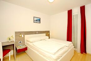 Sunnyside Apartments Petrčane