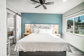 Pacific Inn & Suites