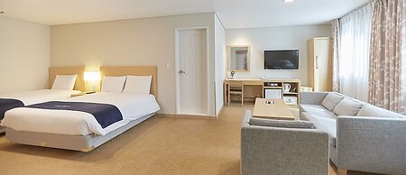 Tower Hill Hotel