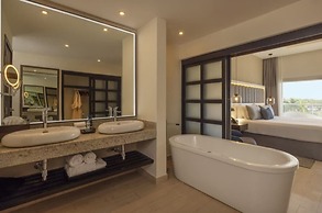 Hideaway at Royalton Blue Waters, An Autograph Collection all-Inclusiv