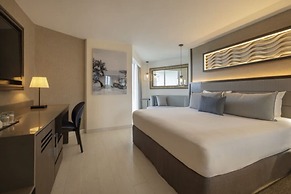 Hideaway at Royalton Blue Waters, An Autograph Collection all-Inclusiv